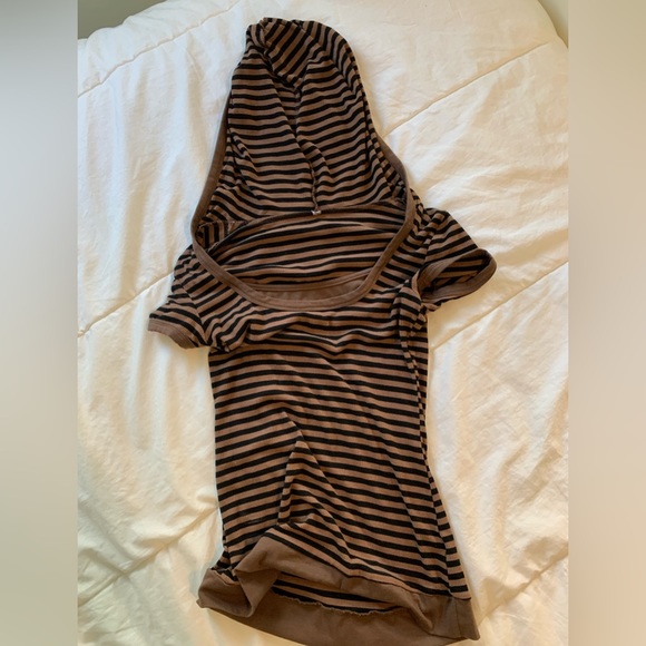 Y2k Striped Brown Small Hooded T-Shirt AliExpress - Picture 4 of 6